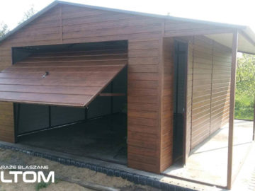 Garaż 4x5m z boczną wiatą 1x5m | dwuspadowy | drewnopodobny